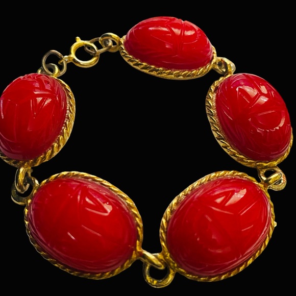 Vintage Red Czech Glass Egyptian Scarab bracelet beetle MCM costume jewelry - Picture 10 of 13